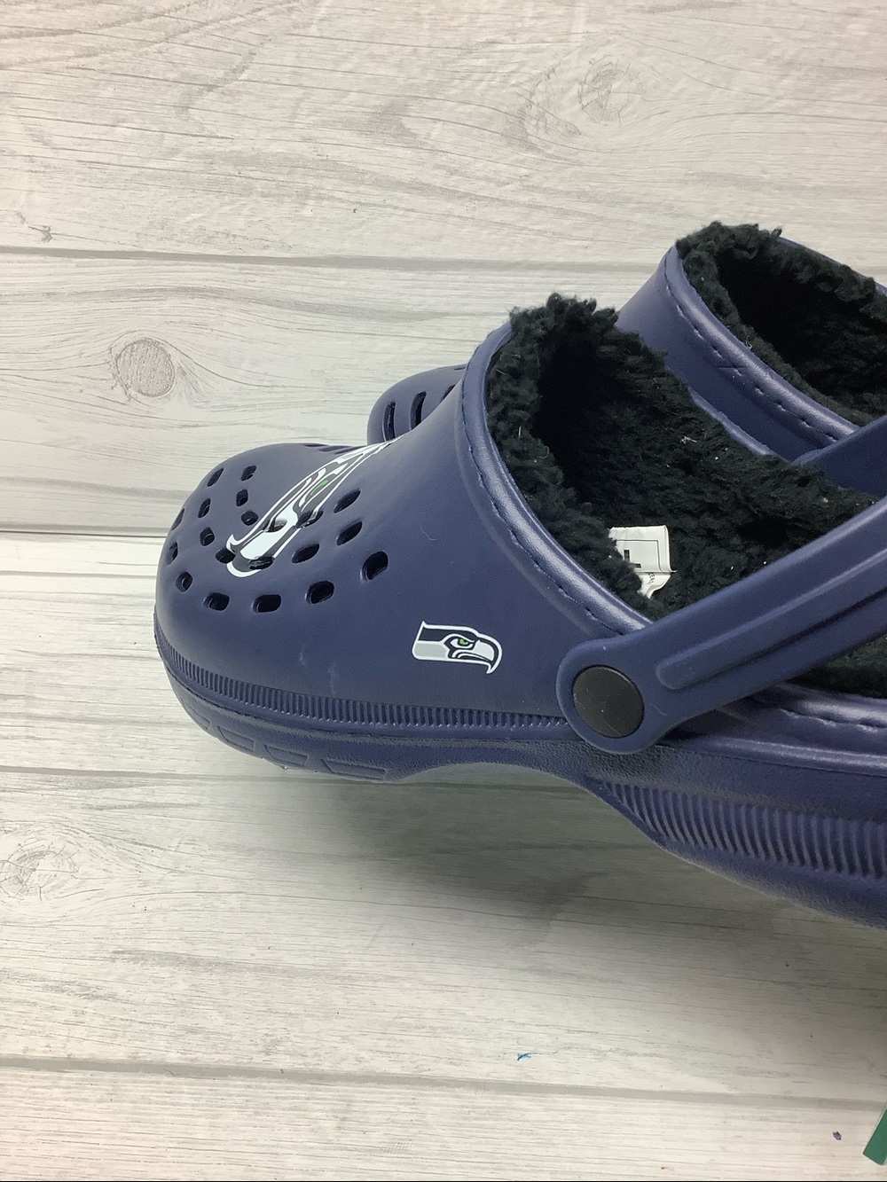 Seahawks Crocs - Picture 4 of 10